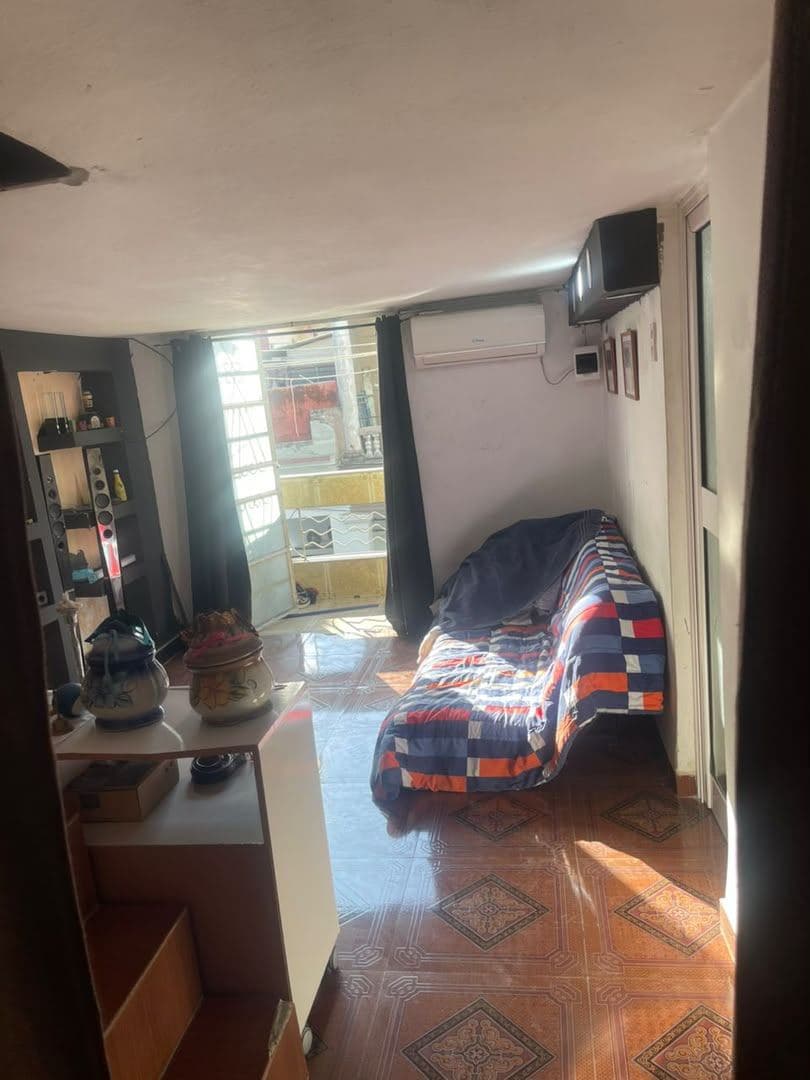 Apartamento en edificio capitalista en Centro Habana — foto 6