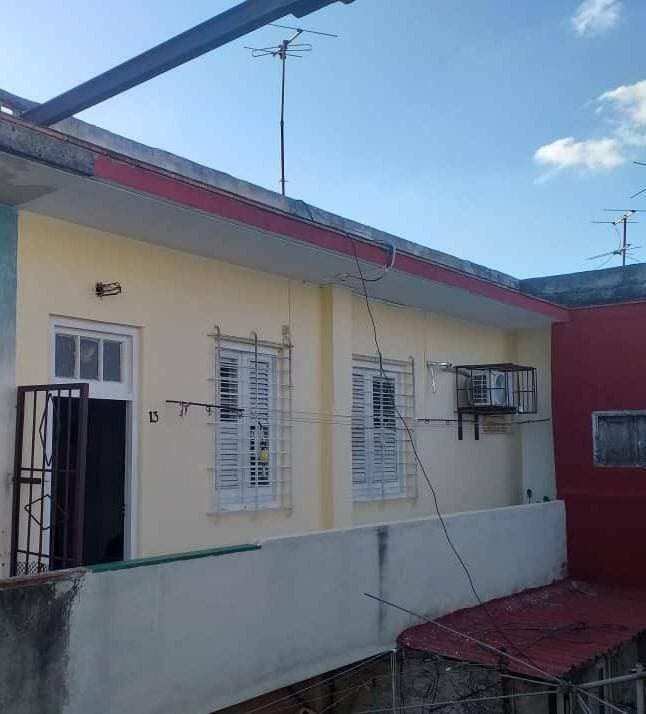 🫰🏽APTO en venta en Centro Habana🏡a dos cuadras de la tienda ⛺️ de Carlos 3️⃣