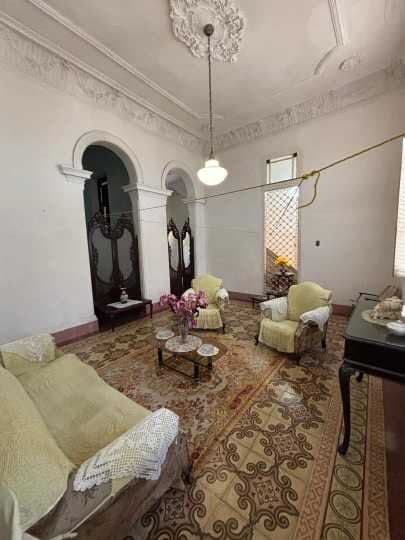 🏡 Propiedad Amplia en Venta – Santo Suárez, 10 de Octubre, La Habana