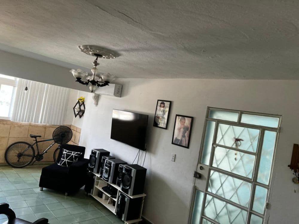 Se vende Apto en Boyeros – Reparto Murgoba, 5to piso, 2 hab