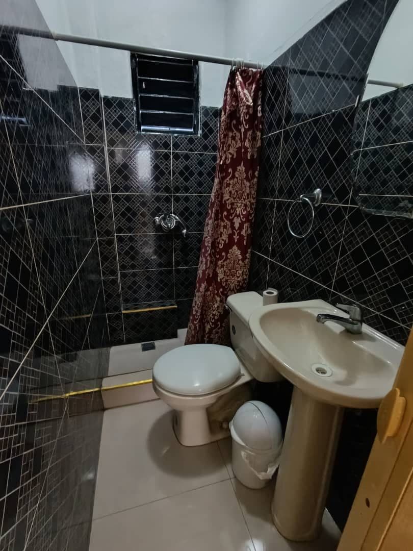 Casa de 3 plantas en El Cerro, La Habana - 25,000 USD — foto 12