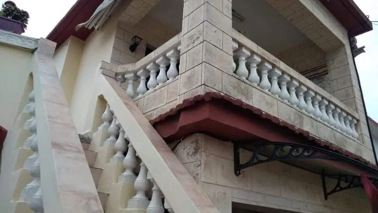 Casa de 2 plantas amueblada en Arroyo Naranjo, La Habana