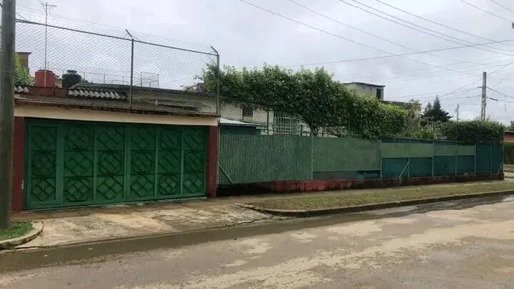 Casa independiente en Fontanar, Boyeros - 80,000 USD