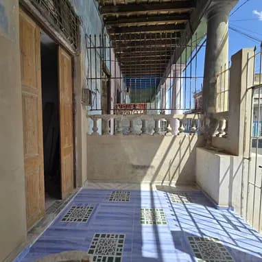 Casa independiente en Cerro, Plaza - Espacio de negocios - 17,000 USD — foto 6