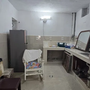 Casa independiente en Cerro, Plaza - Espacio de negocios - 17,000 USD — foto 10