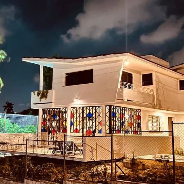 Residencia de lujo en Nuevo Vedado, La Habana - 370 mil USD — foto 19