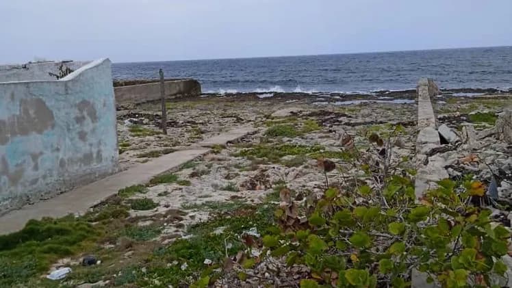 Terreno 1000 m2 con salida al mar en Santa Fe, Plaza, La Habana — foto 8