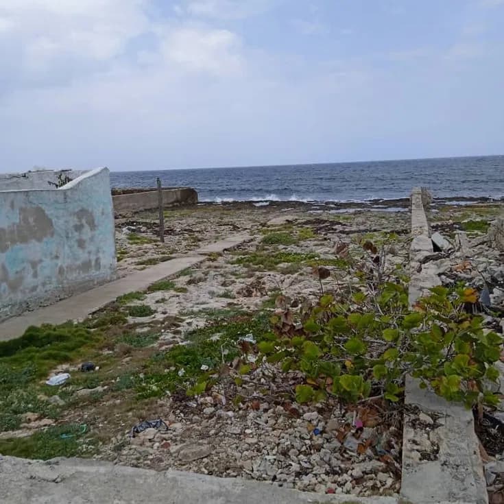 Terreno 1000 m2 con salida al mar en Santa Fe, Plaza, La Habana — foto 9