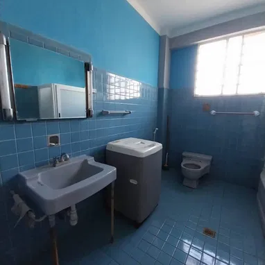 Casa independiente de dos plantas, 408m² en Diez de Octubre, La Habana — foto 7